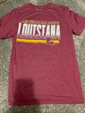 Louisiana Graphic Short Sleeve Tee - Maroon